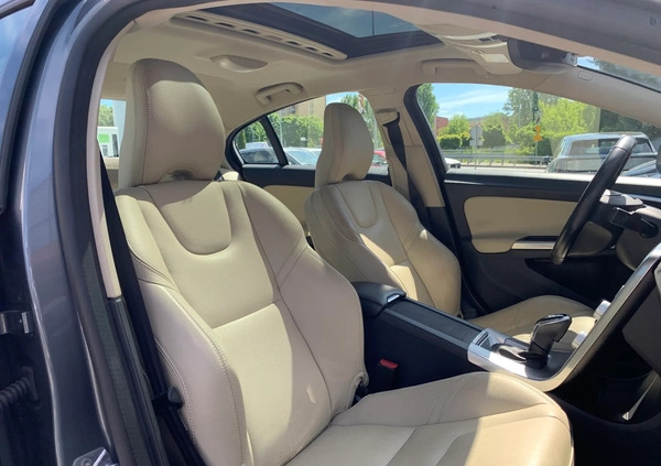 Volvo S60 cena 78900 przebieg: 66710, rok produkcji 2017 z Lubsko małe 277